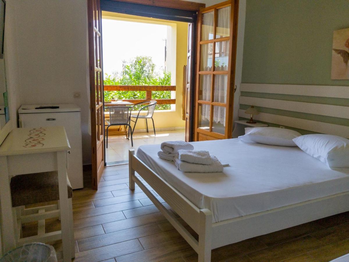 Mikro Βeach Ηotel Extérieur photo