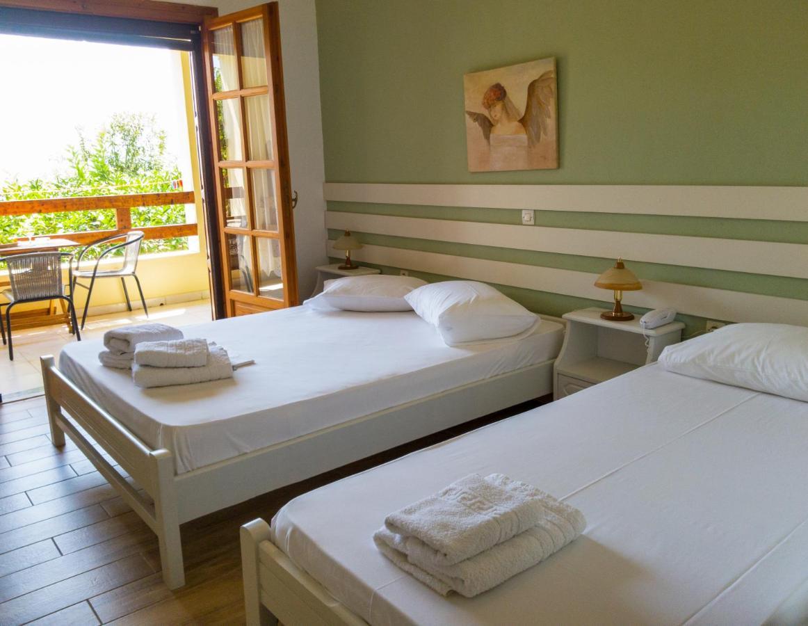 Mikro Βeach Ηotel Extérieur photo