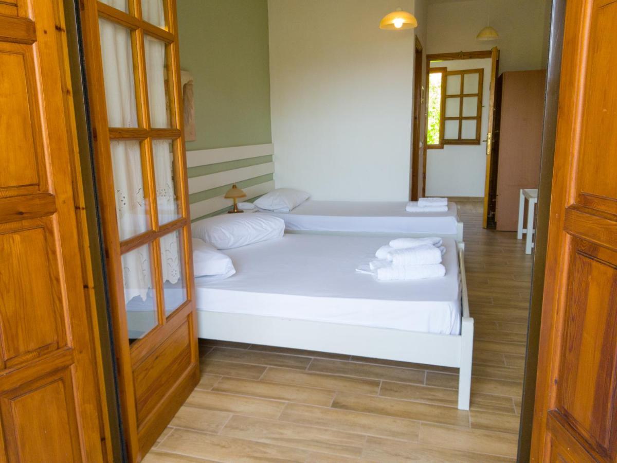 Mikro Βeach Ηotel Extérieur photo