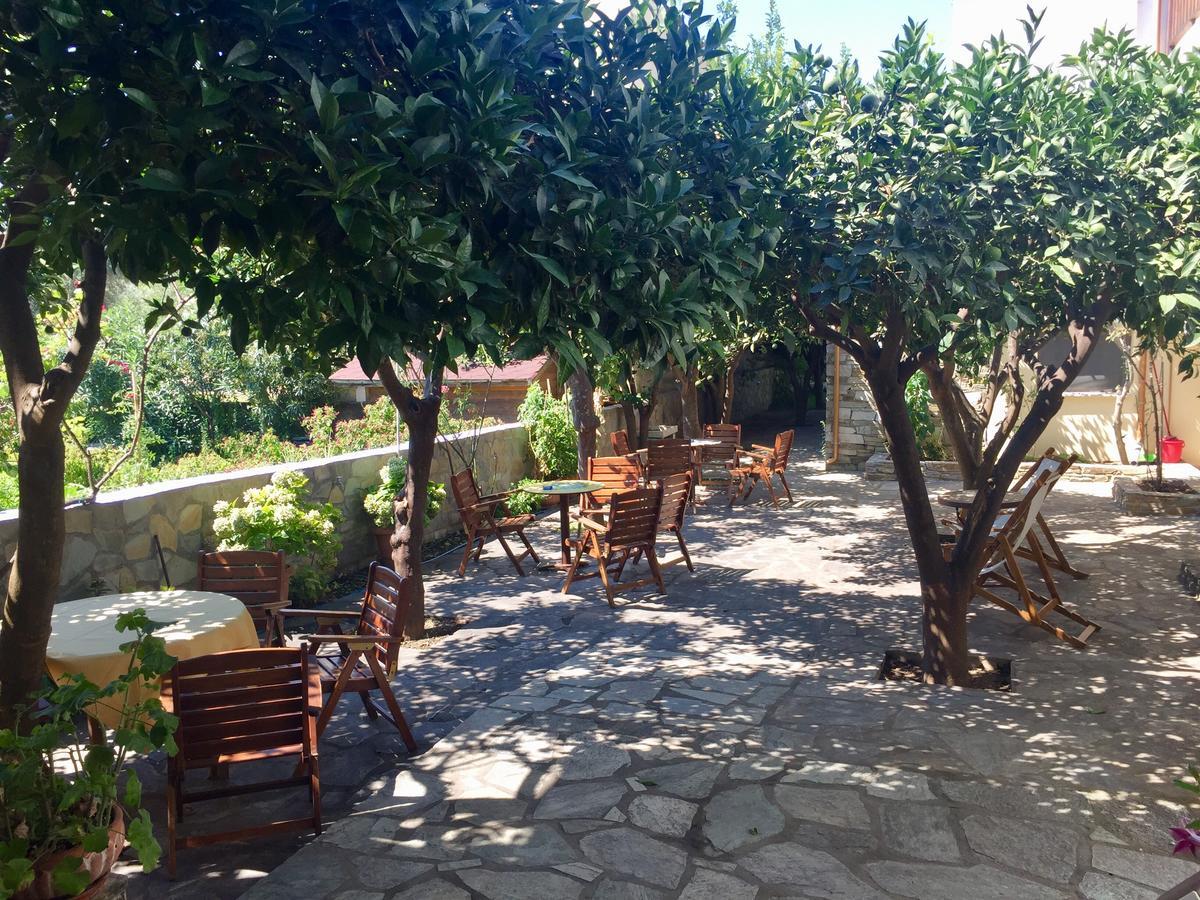 Mikro Βeach Ηotel Extérieur photo
